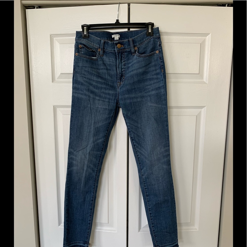 JCrew Factory high waist frayed hem jean, size 28